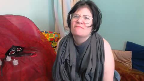 Everly online show from December 15, 5:23 am