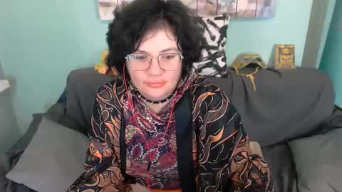 Snapshot of everly_rays chatting on September 19, 6:07 pm Everly online show from September 19, 6:07 pm