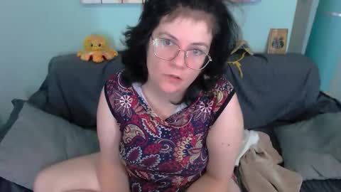 Snapshot of everly_rays chatting on September 15, 6:15 pm Everly online show from September 15, 6:15 pm