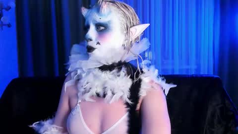 Forget me not eve on CB online show from October 31, 5:50 pm