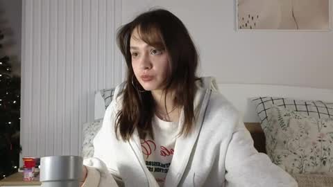 evi_woow online show from December 23, 4:22 am