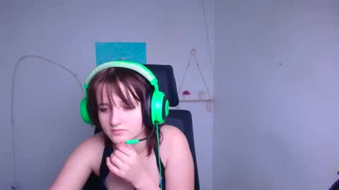 Evie online show from January 12, 10:48 pm