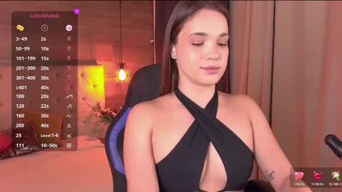 Evie online show from March 7, 9:48 pm