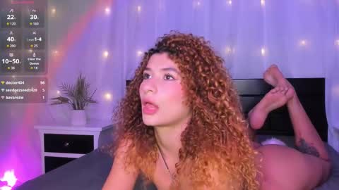 Snapshot of evoletbee chatting on October 24, 2:13 pm Evolet online show from October 24, 2:13 pm