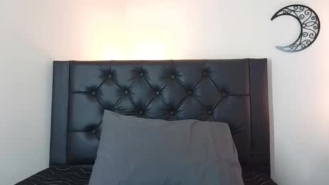 Evolet online show from April 14, 5:35 pm