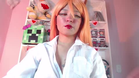 Snapshot of evybubbles_ chatting on February 11, 3:40 pm Im Evy online show from February 11, 3:40 pm
