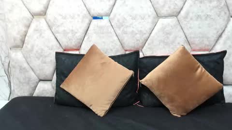 Snapshot of exotic_ebony_ chatting on October 11, 7:16 pm Alison online show from October 11, 7:16 pm