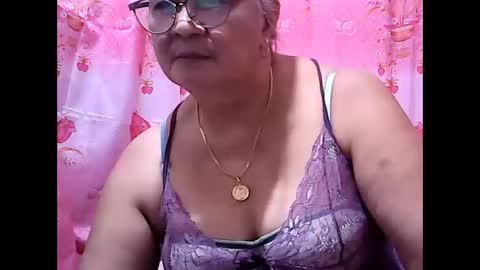 exotic_mom2024 online show from February 20, 1:57 am