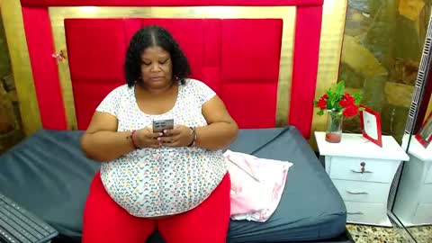 Snapshot of exoticbigmandx chatting on January 28, 8:26 pm Mandy online show from January 28, 8:26 pm