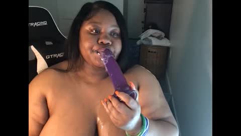 Miss Kitty online show from September 30, 8:13 pm