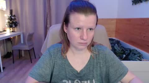 Crystal online show from February 6, 5:38 pm