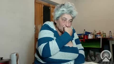 Snapshot of exquisitemature chatting on December 22, 8:25 pm ExquisiteMature online show from December 22, 8:25 pm