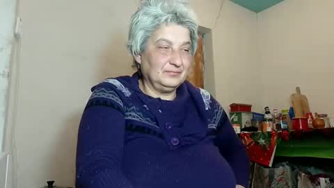 Snapshot of exquisitemature chatting on January 22, 8:49 pm ExquisiteMature online show from January 22, 8:49 pm