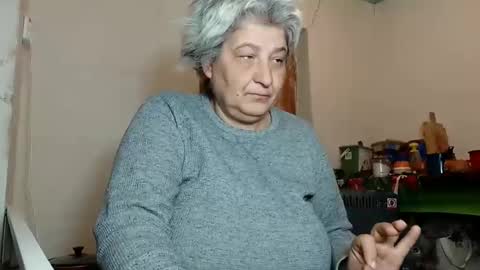 Snapshot of exquisitemature chatting on February 15, 8:54 am ExquisiteMature online show from February 15, 8:54 am