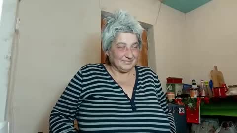 Snapshot of exquisitemature chatting on January 24, 8:32 pm ExquisiteMature online show from January 24, 8:32 pm