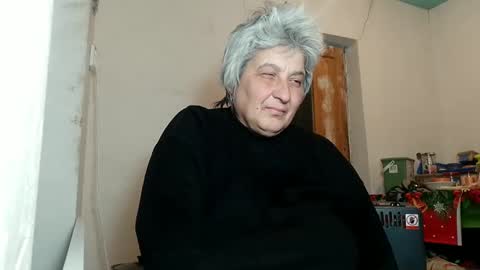 Snapshot of exquisitemature chatting on February 19, 11:04 pm ExquisiteMature online show from February 19, 11:04 pm