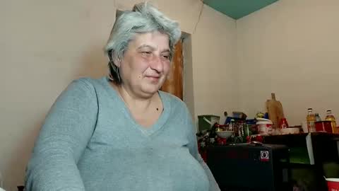 Snapshot of exquisitemature chatting on March 5, 3:40 pm ExquisiteMature online show from March 5, 3:40 pm