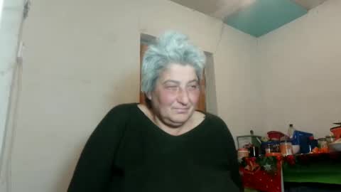 Snapshot of exquisitemature chatting on January 9, 6:15 pm ExquisiteMature online show from January 9, 6:15 pm