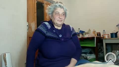 Snapshot of exquisitemature chatting on December 25, 7:13 pm ExquisiteMature online show from December 25, 7:13 pm