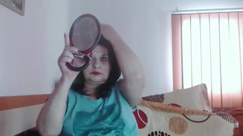 Snapshot of extasymature chatting on September 27, 10:22 am ExtasyMature online show from September 27, 10:22 am