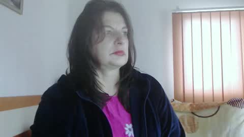 Snapshot of extasymature chatting on October 2, 10:53 am ExtasyMature online show from October 2, 10:53 am