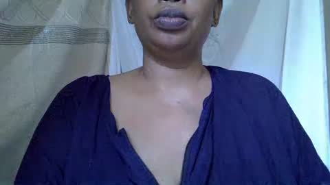 Snapshot of extra_love36 chatting on October 12, 6:38 am extra_love36 online show from October 12, 6:38 am