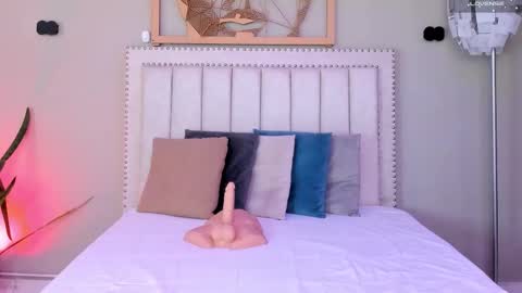      online show from March 7, 9:00 pm