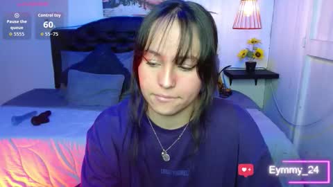 Snapshot of eymmy_24 chatting on October 17, 4:05 am eymmy_24 online show from October 17, 4:05 am