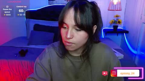 Snapshot of eymmy_24 chatting on October 12, 3:31 am eymmy_24 online show from October 12, 3:31 am