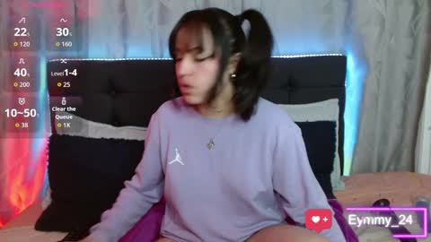 Snapshot of eymmy_24 chatting on October 26, 4:41 am eymmy_24 online show from October 26, 4:41 am