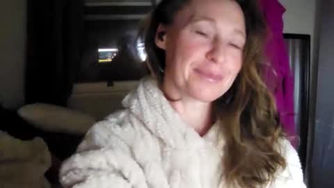 FabOmobono online show from February 4, 5:21 am