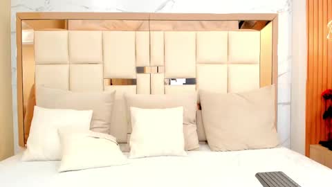 Snapshot of fabiana_rodriguez chatting on February 12, 10:59 pm Fabi online show from February 12, 10:59 pm