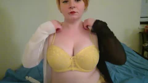 Snapshot of faedream_ chatting on January 12, 1:32 am faedream_ online show from January 12, 1:32 am