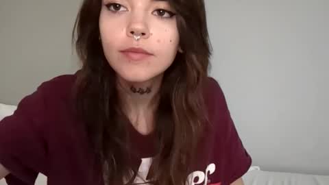 Faerie 3 online show from April 22, 10:51 pm