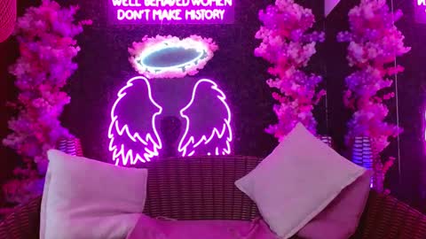 Snapshot of fairy_sweet_ chatting on March 4, 9:00 pm FAIRY online show from March 4, 9:00 pm