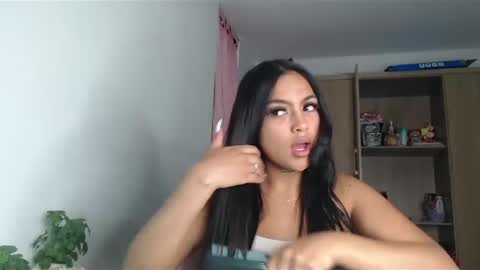 fairylatin online show from December 21, 10:40 pm