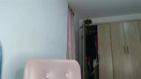fairylatin online show from January 24, 8:23 am