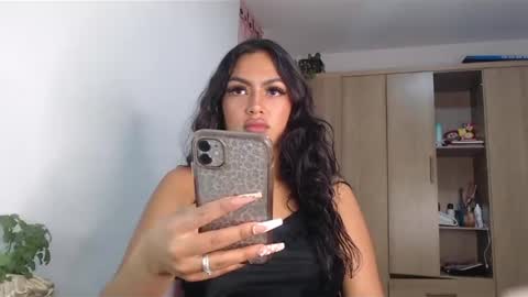 fairylatin online show from December 28, 10:14 am