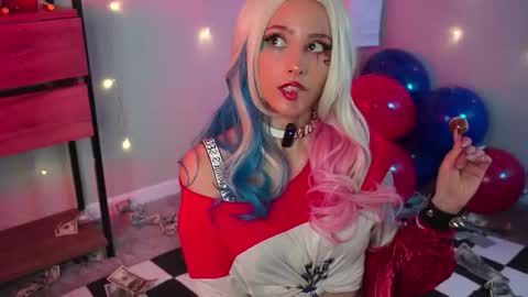 Snapshot of falinecrosthwaite chatting on September 25, 7:45 pm Kaori online show from September 25, 7:45 pm