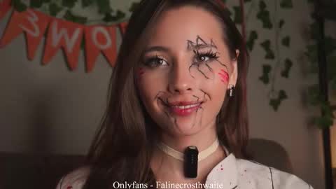 Snapshot of falinecrosthwaite chatting on October 31, 7:29 pm Kaori online show from October 31, 7:29 pm