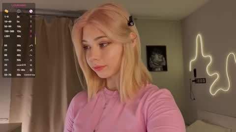 Emilia online show from October 17, 4:27 am