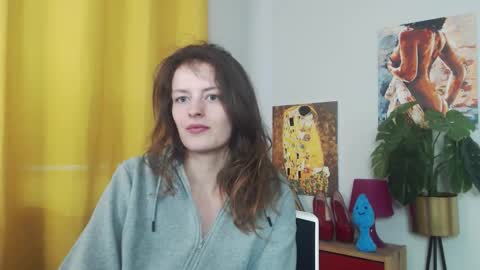 Nadine online show from September 24, 4:55 am