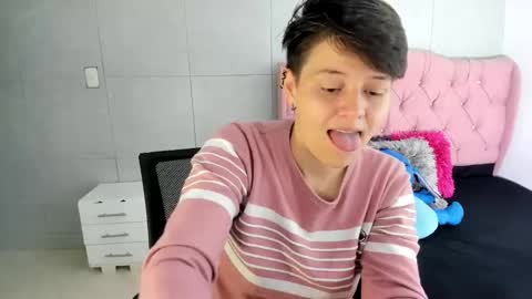 FANNY online show from October 15, 2:08 pm