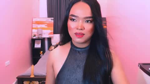 ITYS ME MONA online show from April 5, 12:37 pm