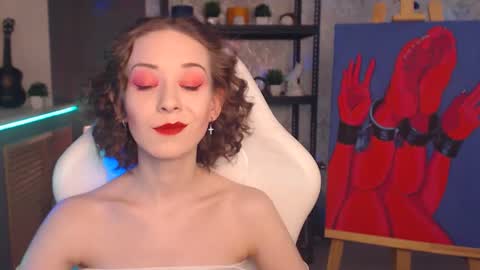 Fascinating   Eyes online show from December 16, 12:05 am