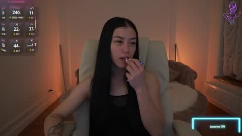 Nellie online show from April 16, 9:03 pm