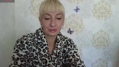 Snapshot of favorite_angel chatting on September 26, 8:56 am favorite_angel online show from September 26, 8:56 am