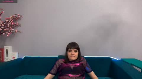 Snapshot of feelsgoodwoman chatting on September 19, 7:51 am Laura online show from September 19, 7:51 am