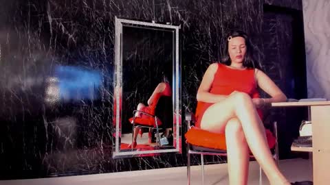 Snapshot of feetbynic chatting on October 22, 12:54 pm feetbynic online show from October 22, 12:54 pm