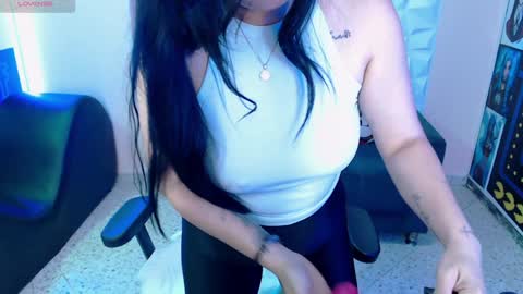 Snapshot of felinagrrr chatting on December 2, 4:29 pm felina online show from December 2, 4:29 pm